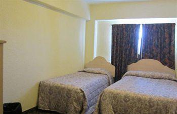 ساليناس، كاليفورنيا Traveler'S Hotel المظهر الخارجي الصورة